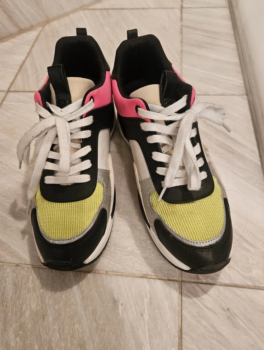 Guess..Women's Black & Neon Pink/yellpw Athletic Sneakers, Size 9.